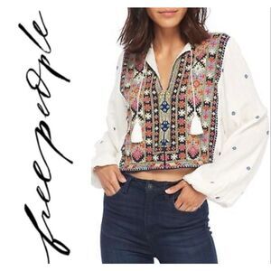 FREE PEOPLE Enter Loveland Embroidered Top M